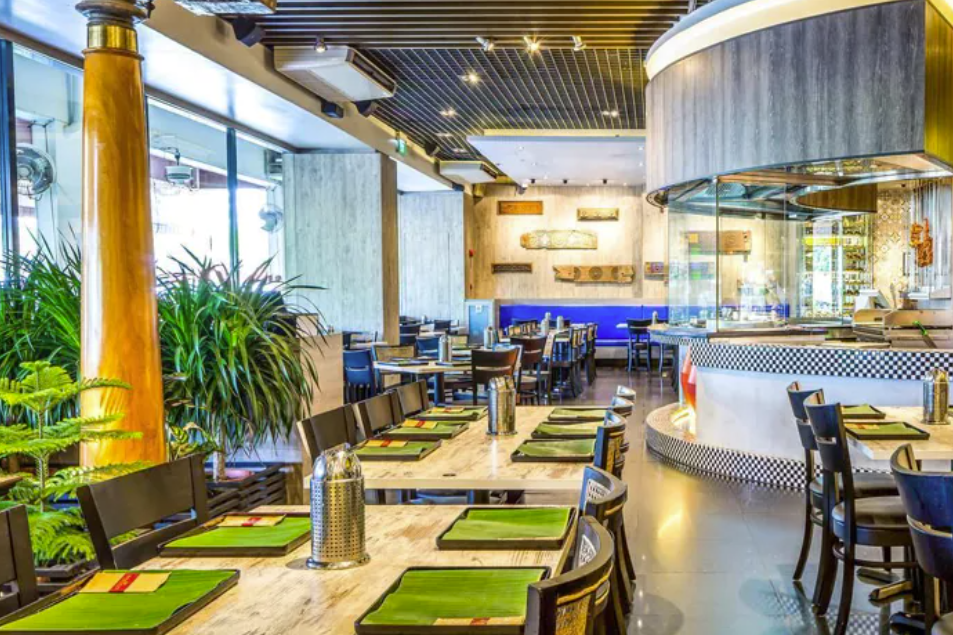 Singapore Restaurant Muthu Curry on of the restaurants that was honored with a Michelin Bib Gourmand rating and also is listed in our Singapore Food Guide